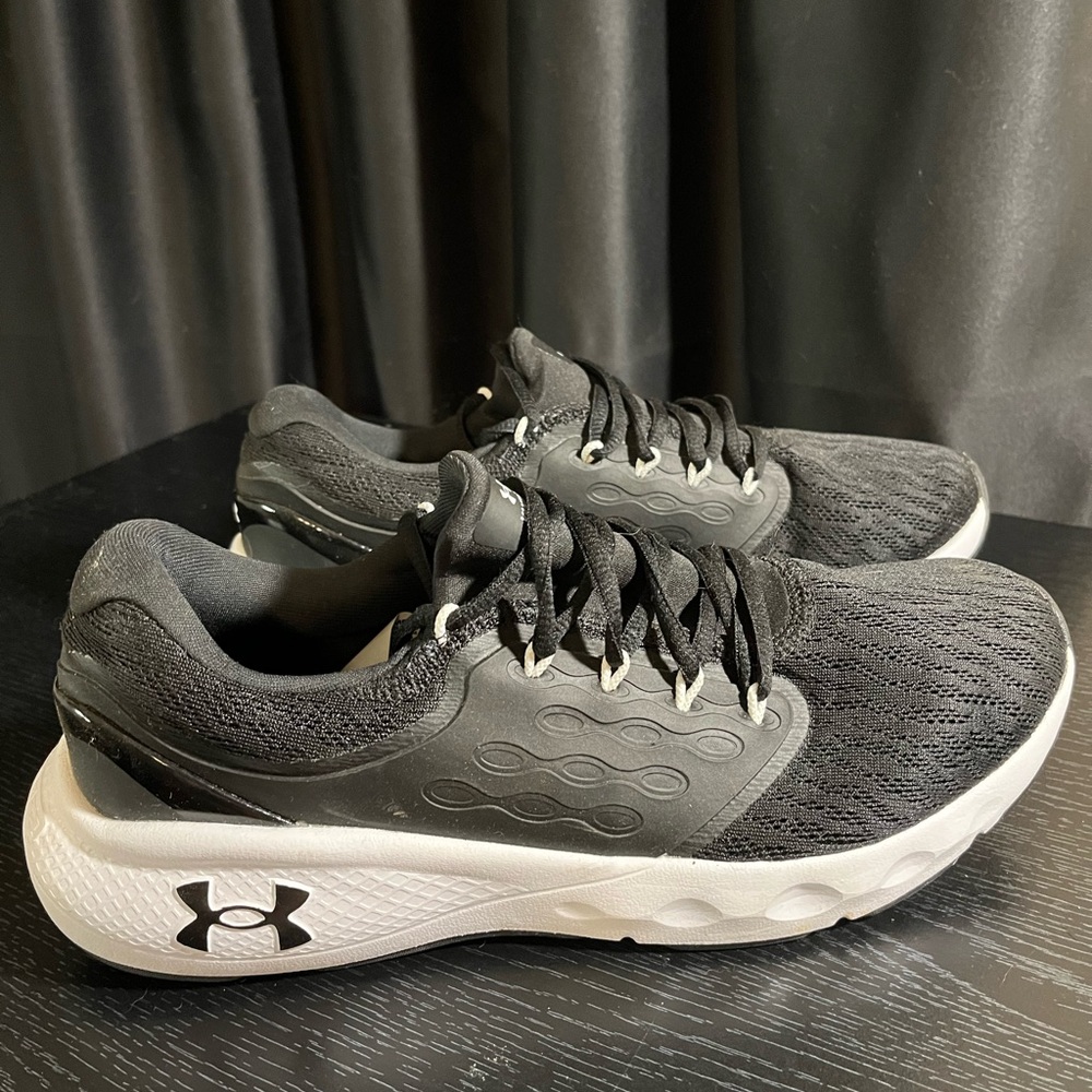 Under Armor vantage